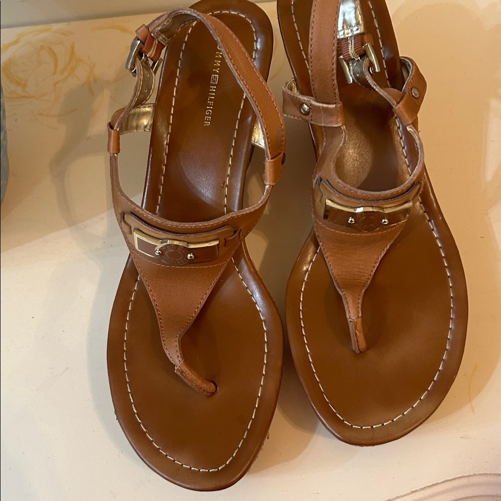 TOMMY HILFIGER SZ 11 Brown Leather Wedge Sandals - Picture 5 of 6